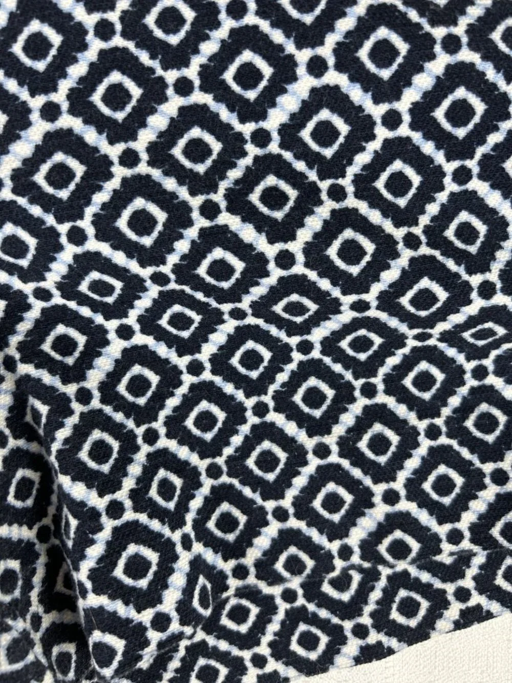 Ann Taylor Loft Geometric Print Shorts Size 6